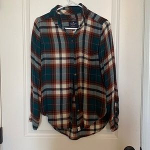 Brand: American Eagle outfitters Size:S. Color: blue, white, and burgundy